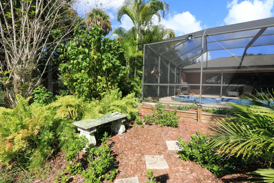 2142 SW Jaguar Avenue, Port Saint Lucie, FL 34953 - #2