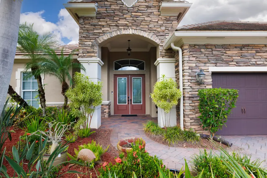 912 SW Sun Circle, Palm City, FL 34990 - #2