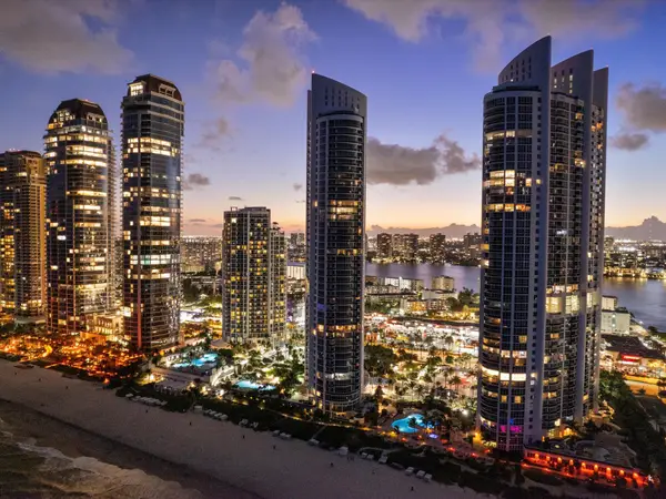 18101 Collins Avenue #401, Sunny Isles Beach, FL 33160