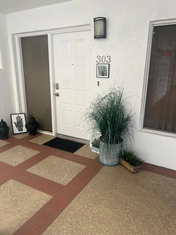 7370 Orangewood Lane #303, Boca Raton, FL 33433