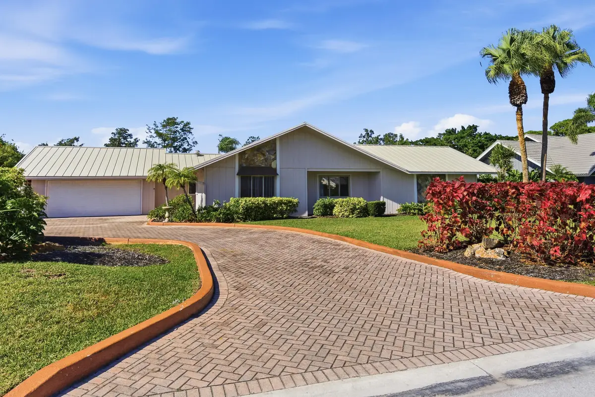 5151 SE Burning Tree Circle, Stuart, FL 34997 - #1