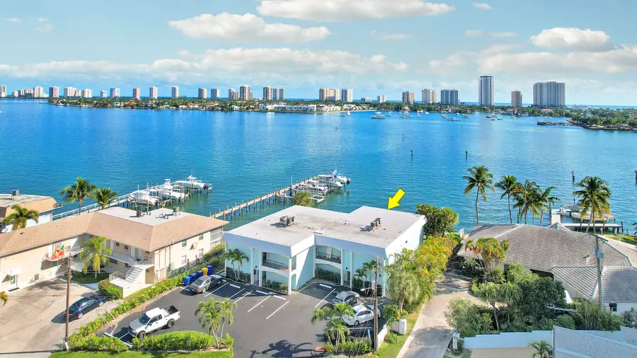 360 Wilma Circle, Riviera Beach, FL 33404 - #3