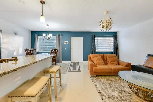3100 Springdale Boulevard #314, Palm Springs, FL 33461