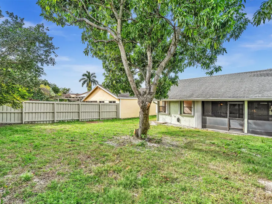 1045 NW 18th Avenue, Delray Beach, FL 33445 - #3