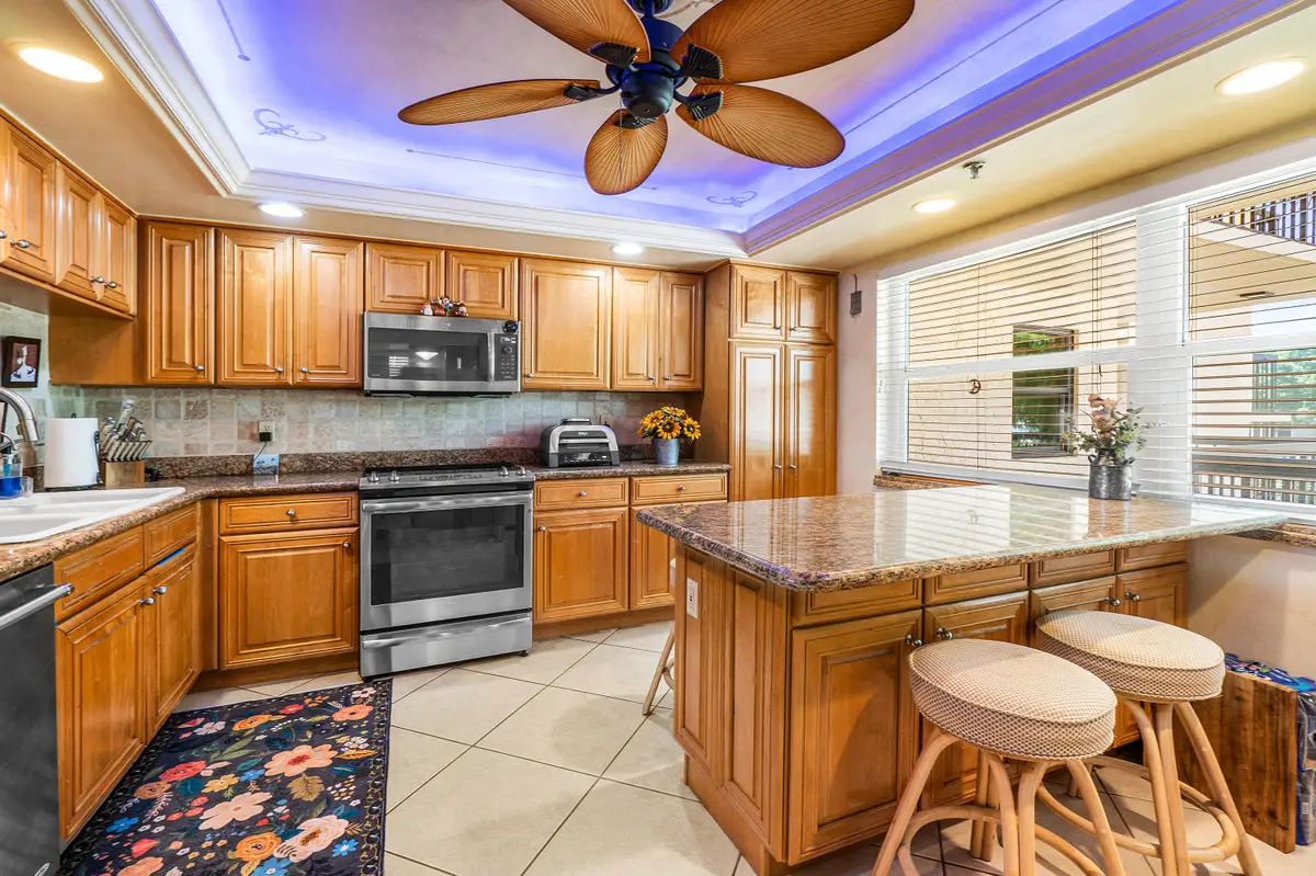 374 Golfview Road #205, North Palm Beach, FL 33408 - #1