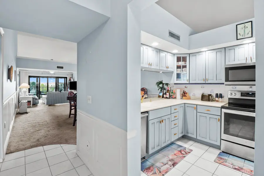 901 Seafarer Circle #503, Jupiter, FL 33477 - #2