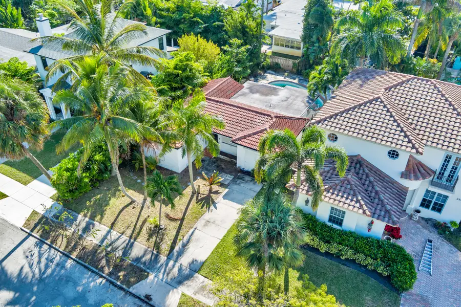 244 31st Street, West Palm Beach, FL 33407 - #3
