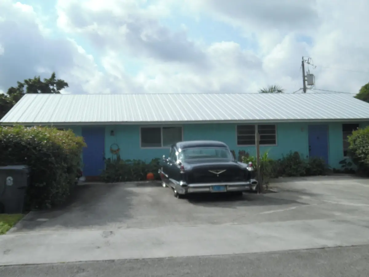 3910 Holden Lane, Lake Worth, FL 33461 - #1