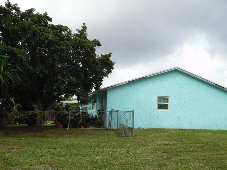 3910 Holden Lane, Lake Worth, FL 33461 - #3