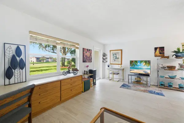 433 Flanders J, Delray Beach, FL 33484
