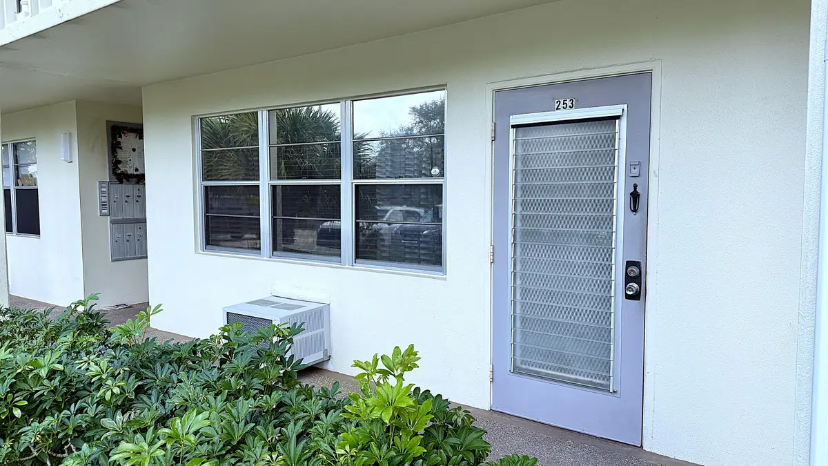 253 Newport P, Deerfield Beach, FL 33442 - #1