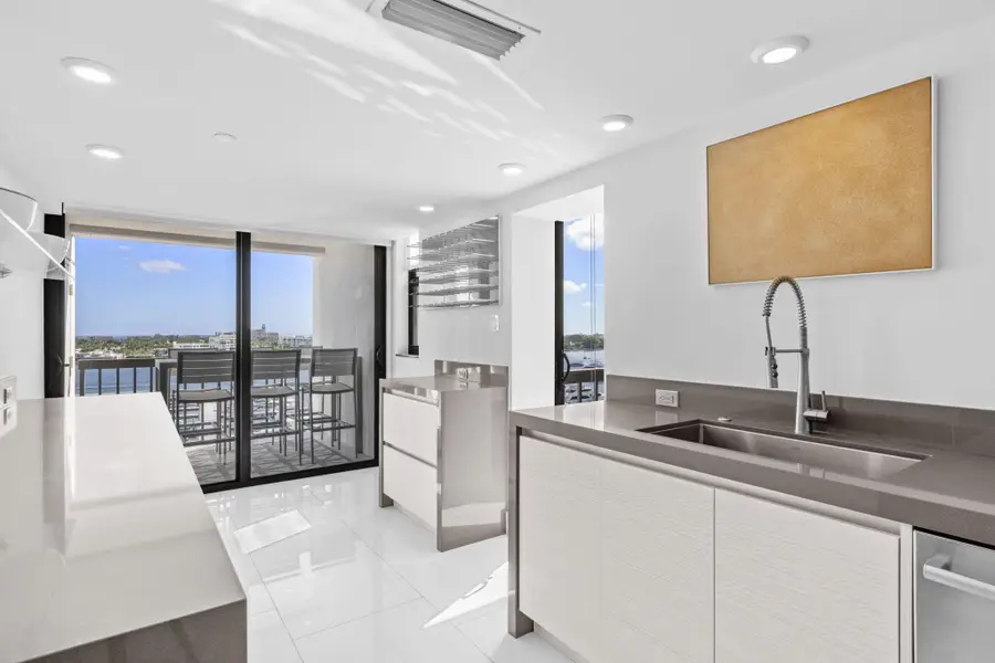 400 N Flagler Drive #1206, West Palm Beach, FL 33401 - #3