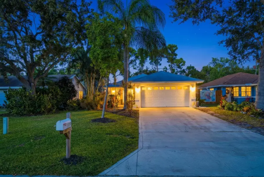1105 Cherokee Street, Jupiter, FL 33458 - #2
