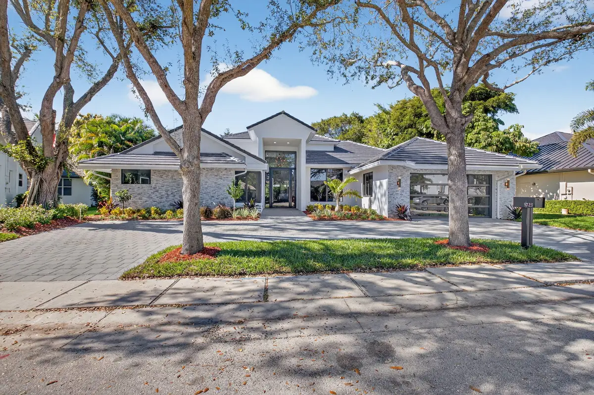 5723 Hamilton Way, Boca Raton, FL 33496 - #1
