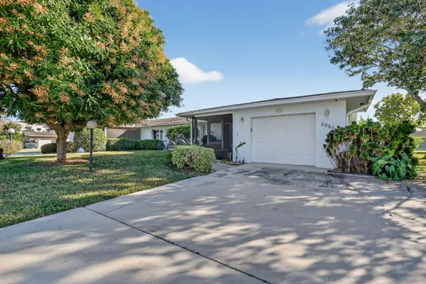 5926 N Los Alamos Lane, Delray Beach, FL 33484