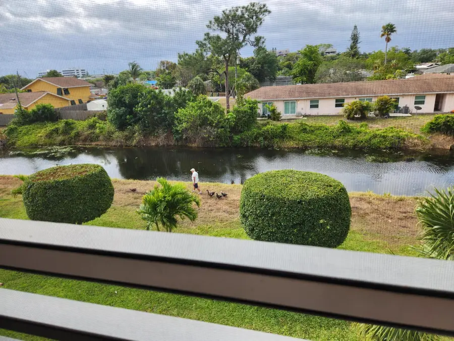 2606 Garden Drive #304, Lake Worth, FL 33461 - #3