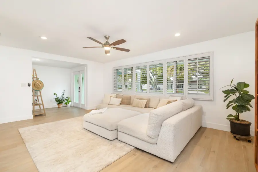 4244 Hyacinth Circle N, Palm Beach Gardens, FL 33410 - #3