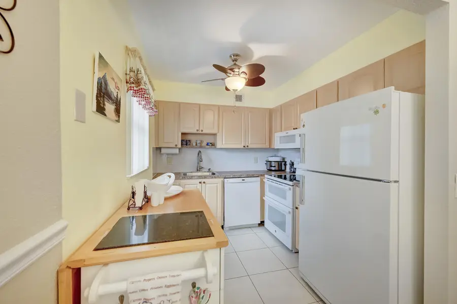601 Monaco M #M, Delray Beach, FL 33446 - #2