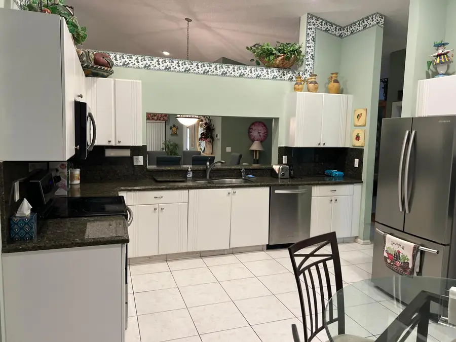 9632 Sills Drive E #204, Boynton Beach, FL 33437 - #2