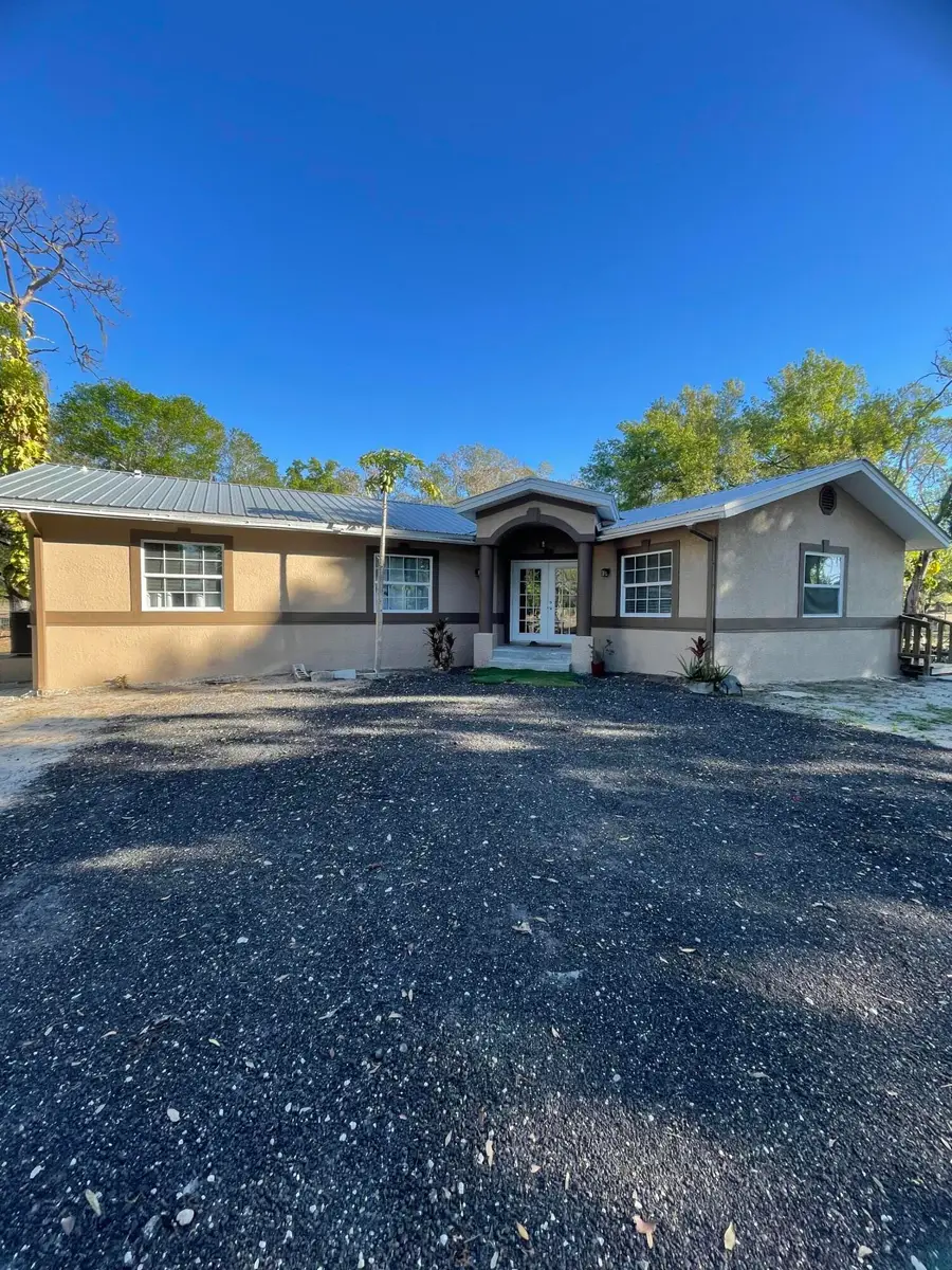 1220 A Road, Labelle, FL 33935 - #2