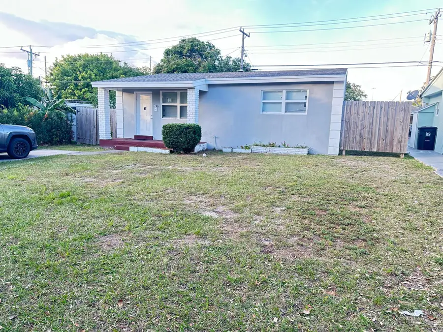 725 58th Street, West Palm Beach, FL 33407 - #2