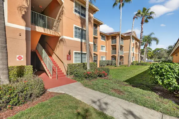 3662 NW Adriatic Lane, Jensen Beach, FL 34957