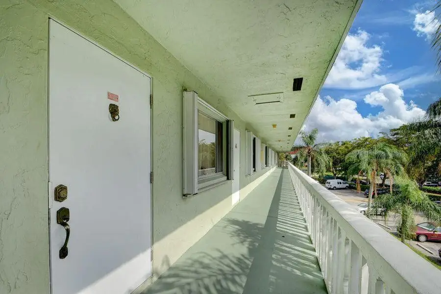 3100 Springdale Boulevard #310, Palm Springs, FL 33461 - #2