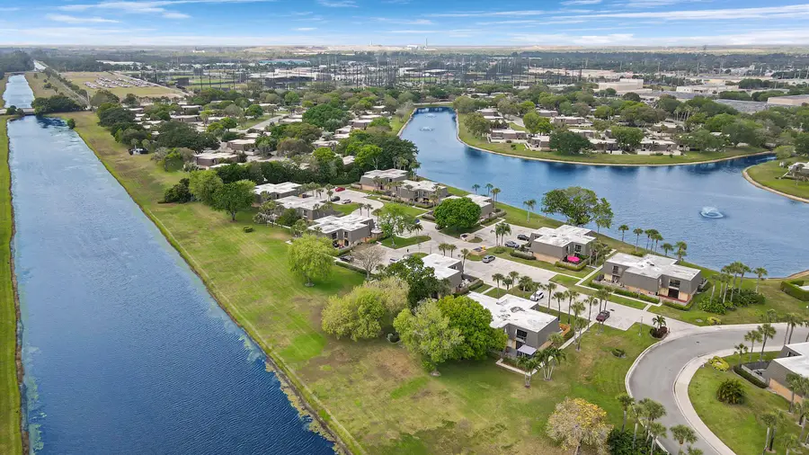 2404 24th Way, West Palm Beach, FL 33407 - #2