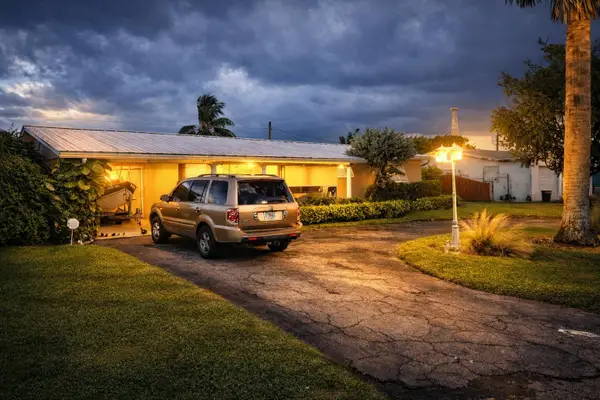 3526 Elizabeth Road, ,, FL 33461