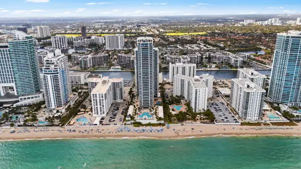 3101 S Ocean Drive #1807, Hollywood, FL 33019