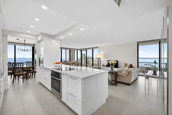 5540 N Ocean Drive #14b, Singer Island, FL 33404
