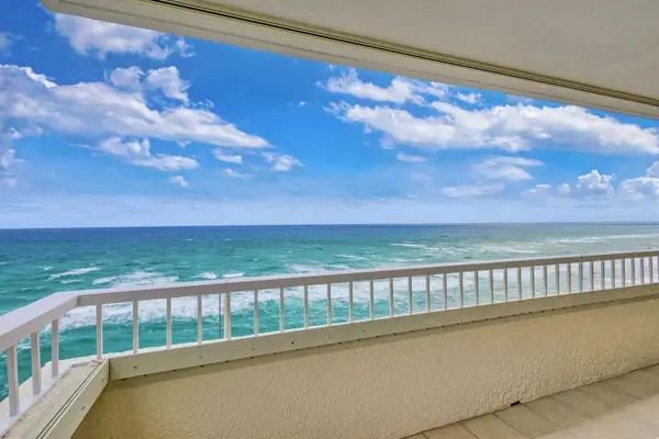 5280 N Ocean Drive #12- B, Singer Island, FL 33404