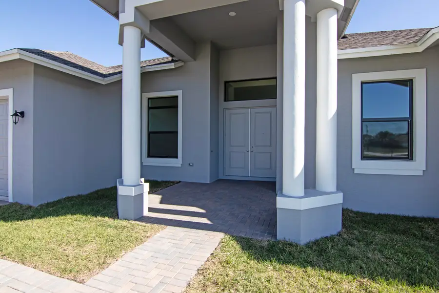 4689 SW Tacoma Street, Port Saint Lucie, FL 34953 - #2