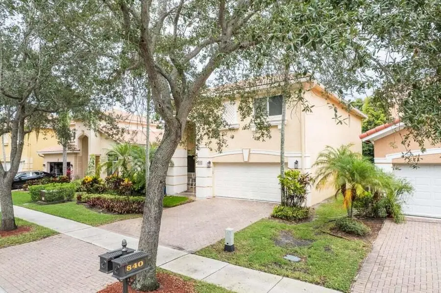 846 Gazetta Way, West Palm Beach, FL 33413 - #2