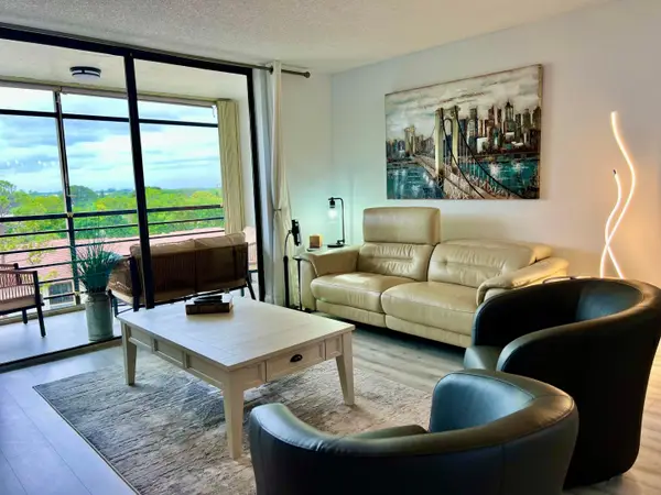 7770 Tahiti Lane #602, Lake Worth, FL 33467