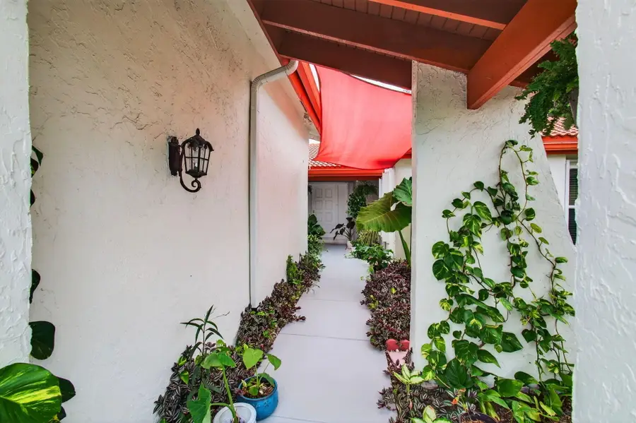 5735 Lakeview Mews Circle, Boynton Beach, FL 33437 - #3