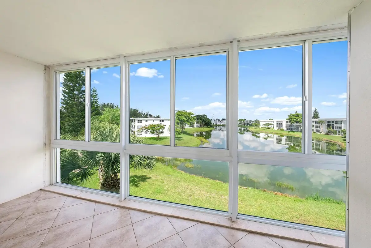 306 Wellington E, West Palm Beach, FL 33417 - #1