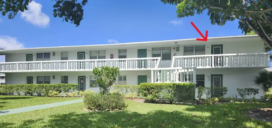301 Farnham M #301, Deerfield Beach, FL 33442 - #2