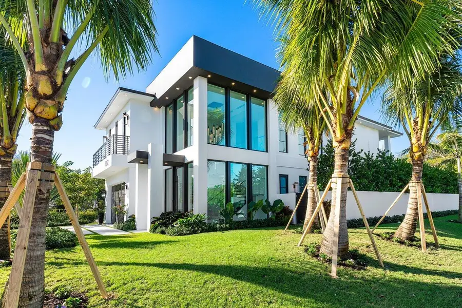 1212 NE 8th Avenue Ne, Delray Beach, FL 33483 - #2