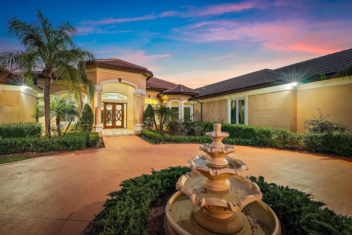8480 Man O War Road, Palm Beach Gardens, FL 33418 - #1