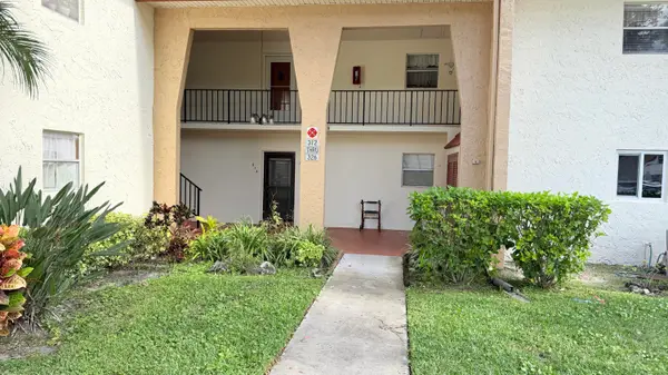 320 Lake Dora Drive #320, West Palm Beach, FL 33411