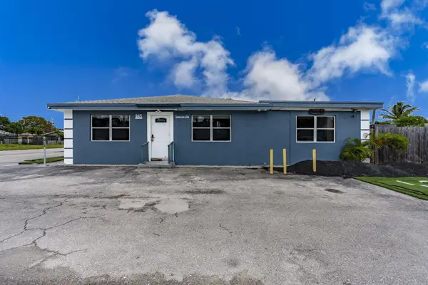945 Miner Road, Lake Worth, FL 33462