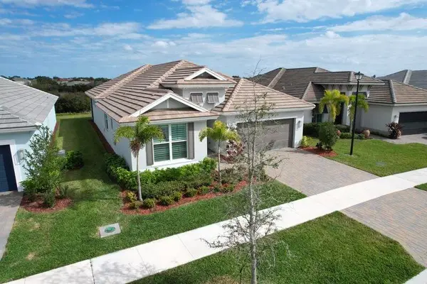 12465 SW Sunrise Lake Terrace, Port St Lucie, FL 34987