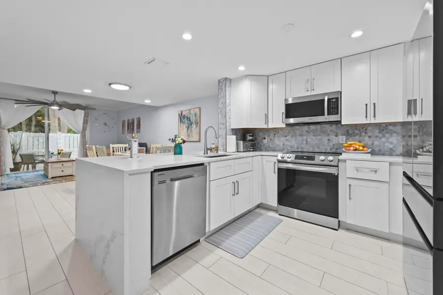 866 E Jeffery Street, Boca Raton, FL 33487 - #3