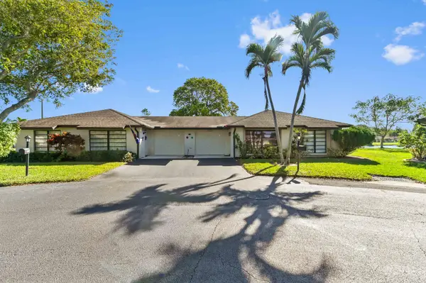 10135 Eaglewood Terrace #B, Boynton Beach, FL 33436
