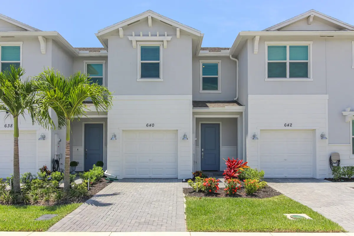 640 SE Lake Falls Street, Port Saint Lucie, FL 34984 - #1