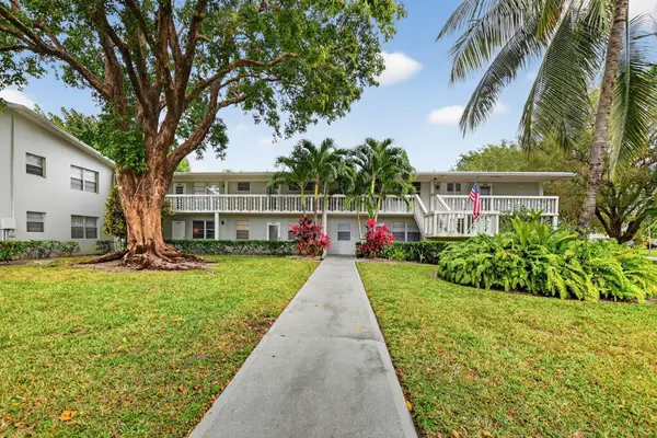 262 Ventnor R, Deerfield Beach, FL 33442