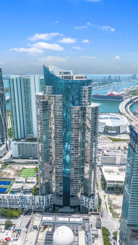851 NE 1st Avenue #306, Miami, FL 33132