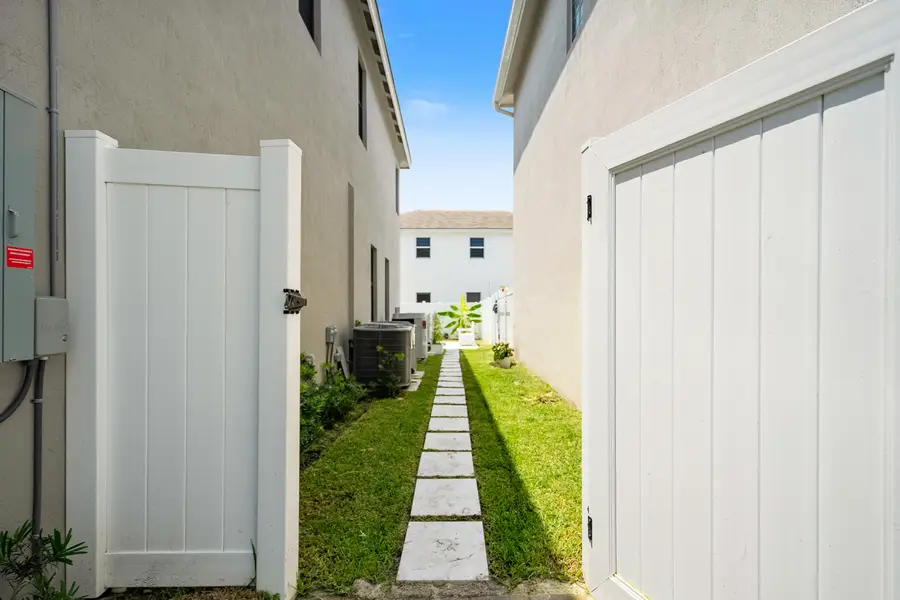 7102 Rockwood Road, Jupiter, FL 33458 - #3