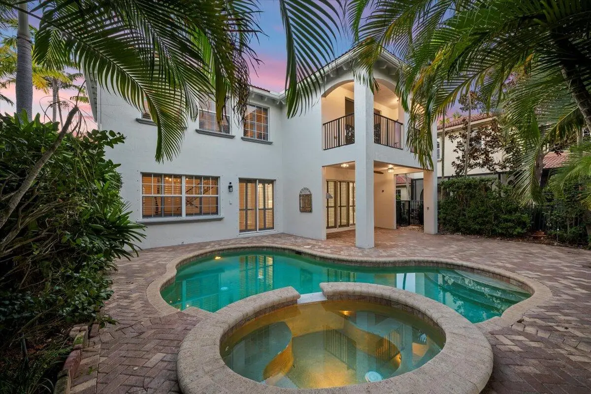 1062 Vintner Boulevard, Palm Beach Gardens, FL 33410 - #1